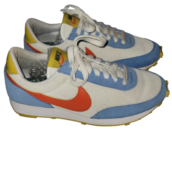 Nike Shoes - Nike Day Break University Blue Orange Sneakers Women's Size 6.5
